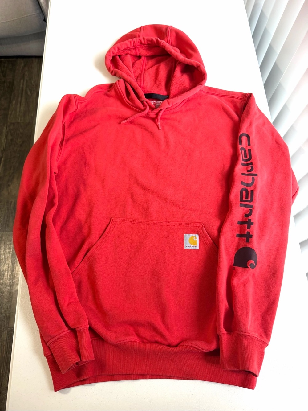Vintage Red Carhartt Graphic Sleeve Hoodie T0148